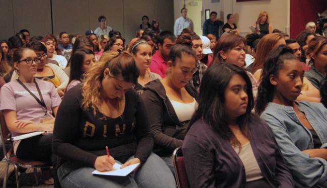 CSUN students listen to baord of trustees talk about feature improvements regarding sexual violence at the CSUN Town Hall Meeting on Thursday, Oct. 22, 2015. (Betsy Belle Camacho/ The Sundial)