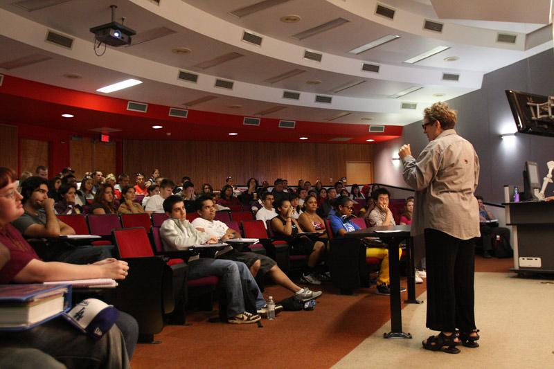 An estimated 150 new classes will be added in the spring thanks to the $1.8 million dollars received as part of a federal stimulus package that CSUN will use. Photo Credit: Hannah Pedraza / Photo Editor