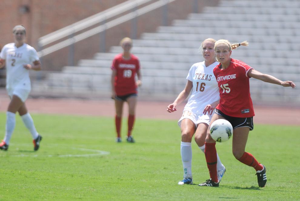 Getting after it: CSUN defender Katie Russ (15), seen here during a 5-1 loss to Texas on Sunday, and the Matadors go for their first win of the season tomorrow vs. New Mexico. Photo Credit: Courtesy of Danielle Villasana / The Daily Texan