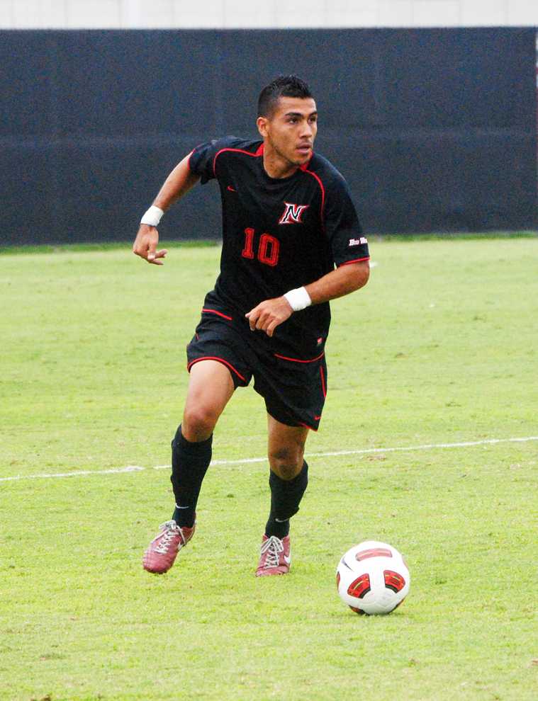 Following a 3-0 win over Seattle Sunday, junior forward Rene Anguiano and the Matadors open their Big West season at UC Davis today. Photo Credit: Andres Aguila / Daily Sundial