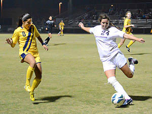 Womens Soccer: CSUN dropped by Irvine 2-1 in waning minutes