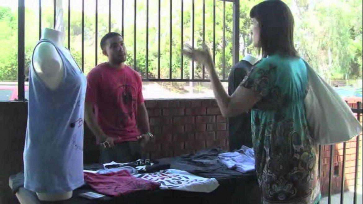 Alumni Garrett Underwood helps homeless through his clothing company
