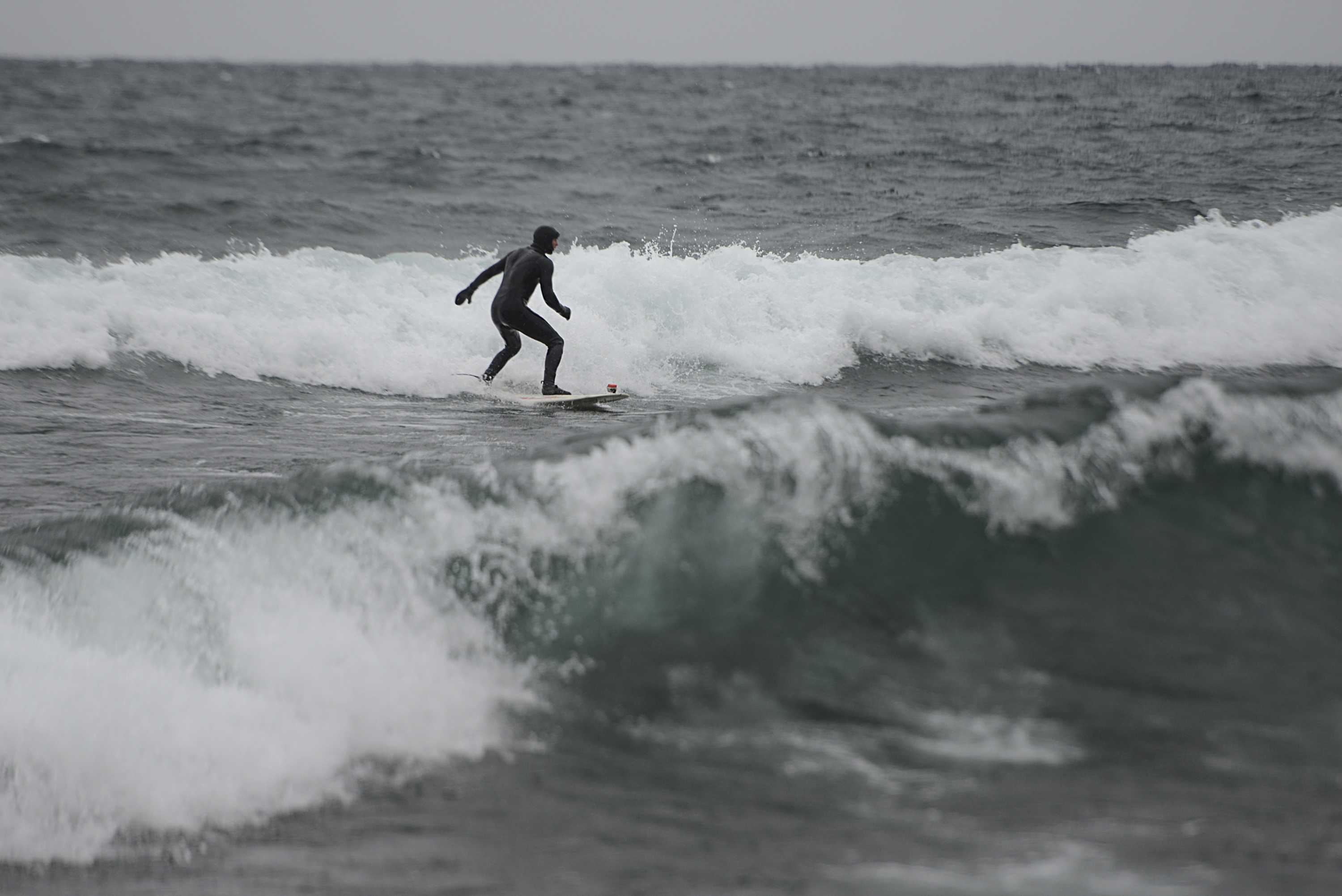 Xtreme Weekly reporter predicts killer waves for the rest of the week. Photo courtesy of Tribune News Services.