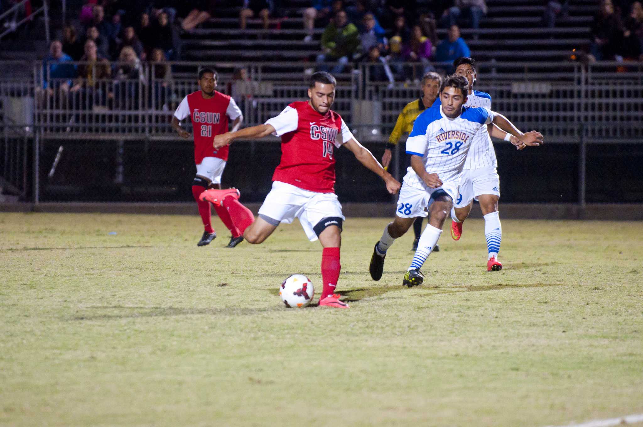 After a sluggish second half, the Matadors were much more aggressive on the offensive end and edged out Loyola-Chicago 2-1. Photo credit: File Photo/The Sundial