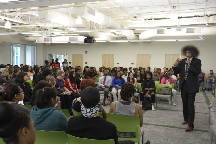 USC professor talks about #AllLivesMatter to a crowd of CSUN students.