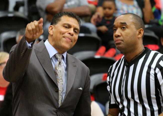 CSUN men's basketball head coach Reggie Theus argues with a referee in Thursday's game against UC Santa Barbara, February 25, 2016. 