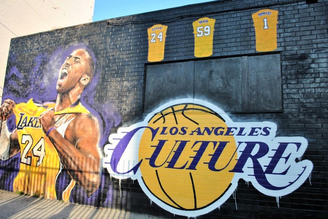 Santa Ana artists' mural of Kobe and Mookie is Mecca for fans of Los  Angeles sports – Orange County Register