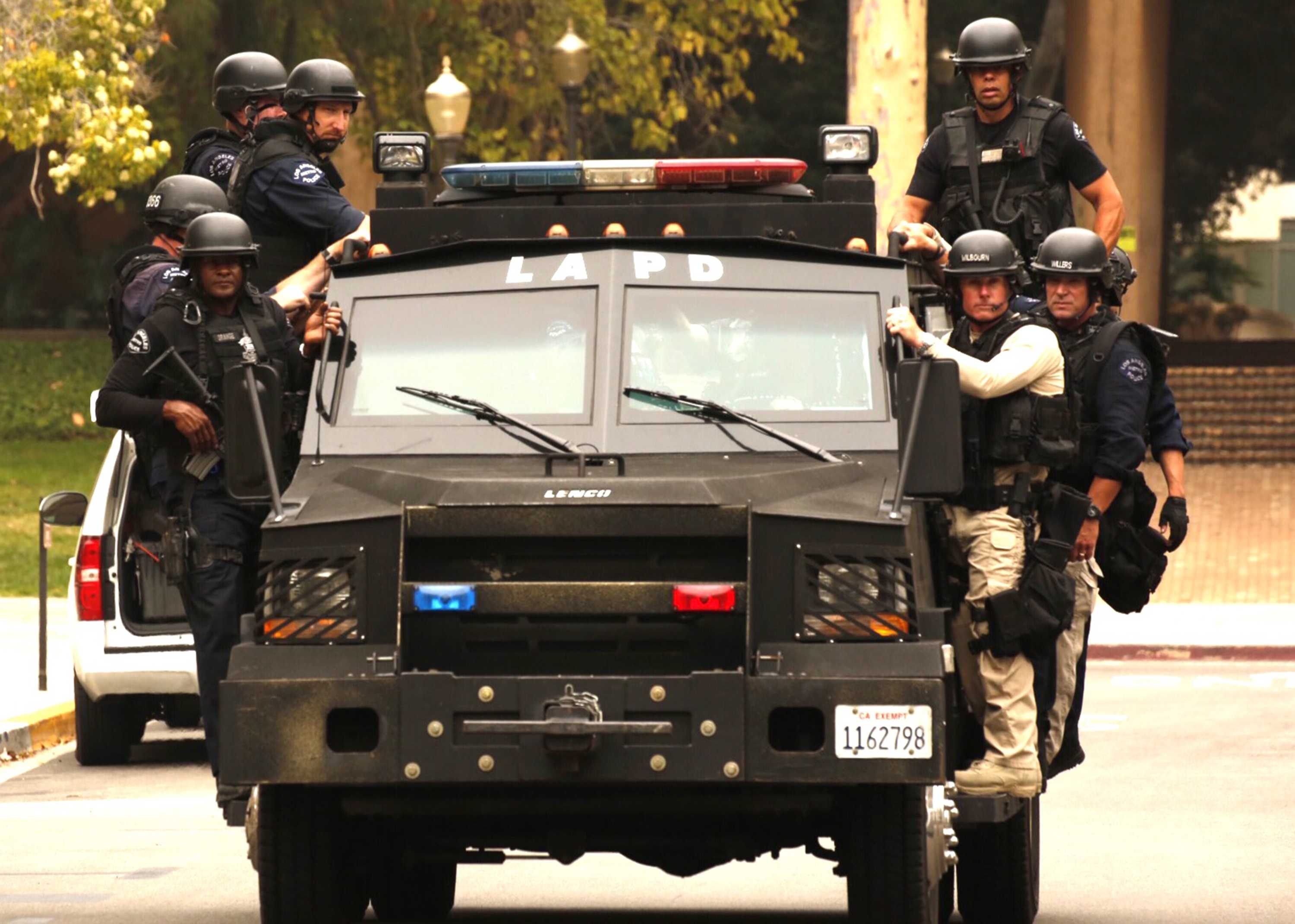 Police use armored vehicles to search and secure several buildings on the north end of the UCLA campus on Wednesday, June 1, 2016. (Al Seib/Los Angeles Times/TNS)