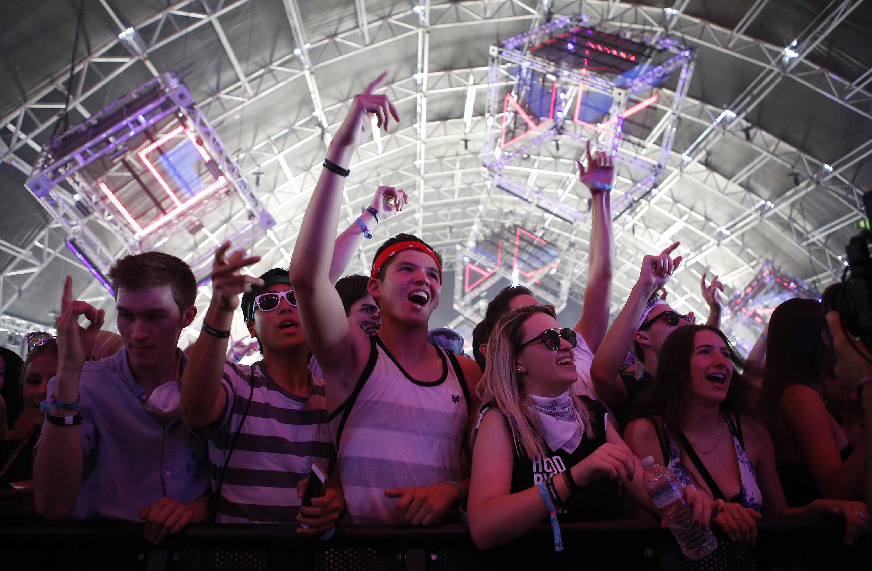 Crowd cheers for performers at Coachella