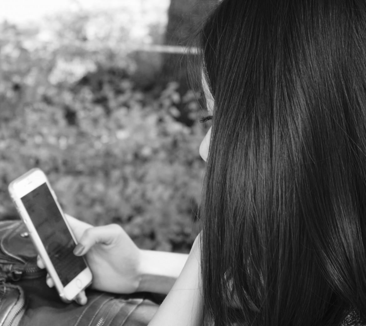 How texting can affect relationships – Daily Sundial