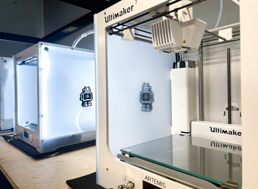 3D-printing machines are available for student use at the University Librarys Creative Media Studio in Northridge, Calif., on Thursday, Nov. 18, 2021.