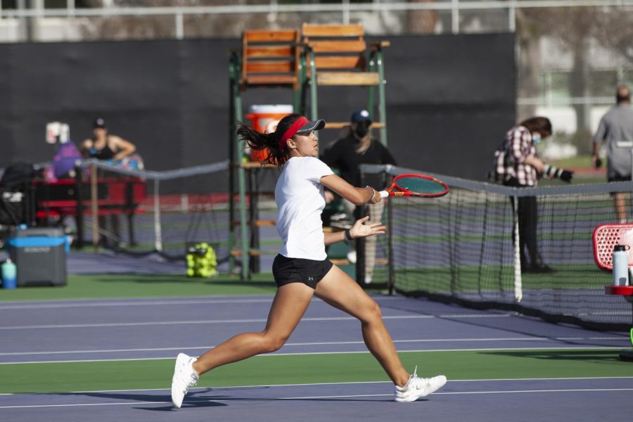 Jolene Coetzee, center, was selected Matador of the Week for her dominance on the tennis court. The senior won both her singles and doubles matches in straight sets against San Jose State earlier this month. Photo courtesy of CSUN Athletic Communications.