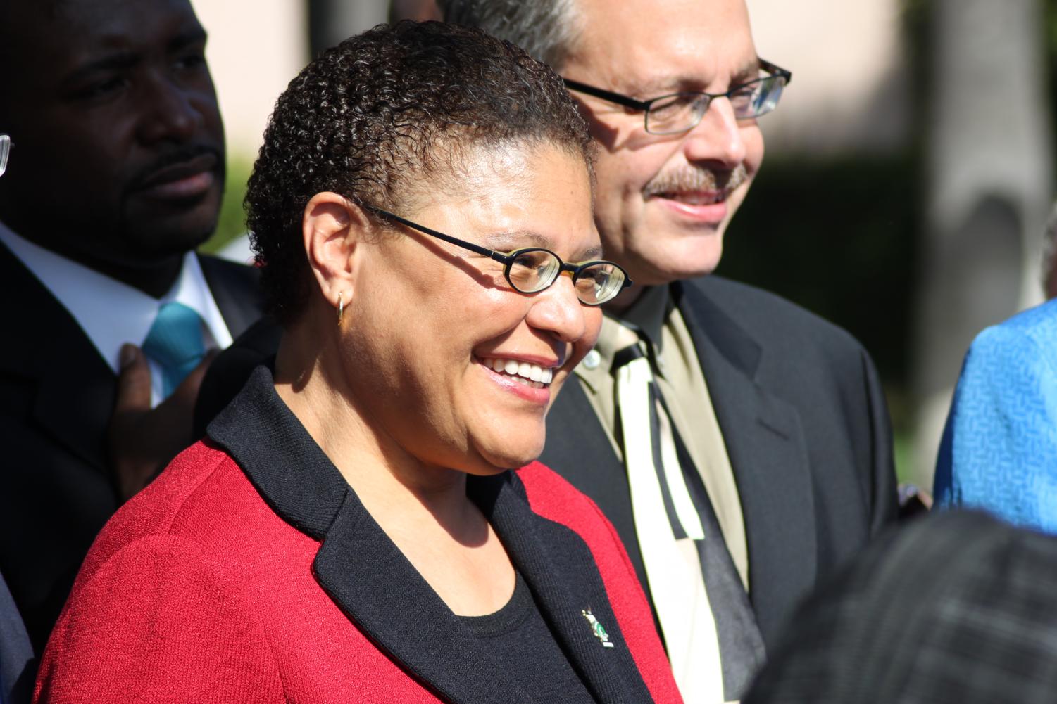 Karen Bass Elected First Woman Mayor Of Los Angeles – Daily Sundial