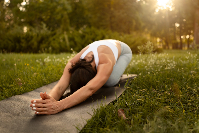 5+Ways+Yoga+Enhances+College+Student+Well-Being