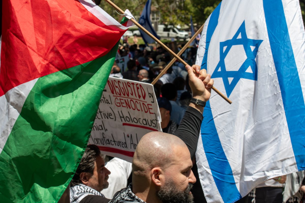 Dueling+pro-Israeli+and+pro-Palestinian+protests+clashed+on+the+campus+of+University+of+California%2C+Los+Angeles+on+Sunday%2C+Apr.+29%2C+2024%2C+in+Los+Angeles%2C+Calif.+The+mostly+peaceful+protests+drew+hundreds+on+each+side%2C+with+vigorous+debate+and+intense+emotions+resulting+in+heated+discussions+and+some+minor+pushing+and+shoving.