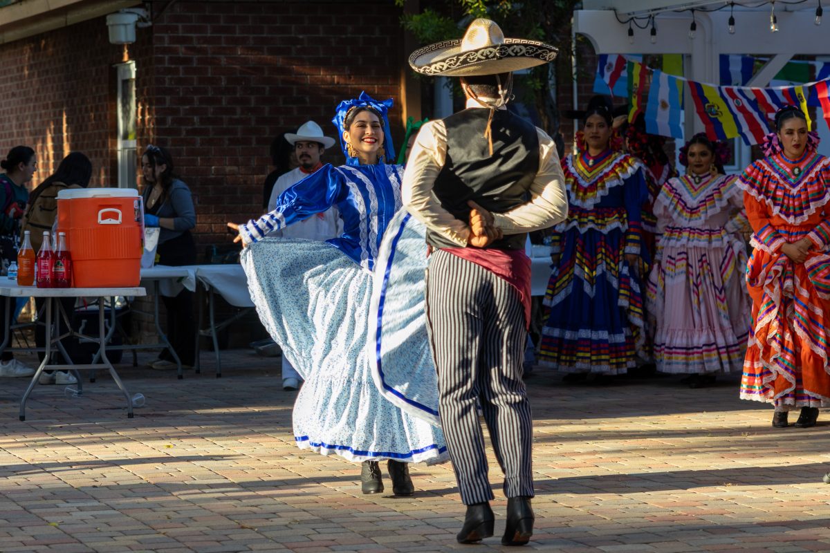 USU Kicks off Hispanic Heritage Month with “Bienvenida” cultural ...