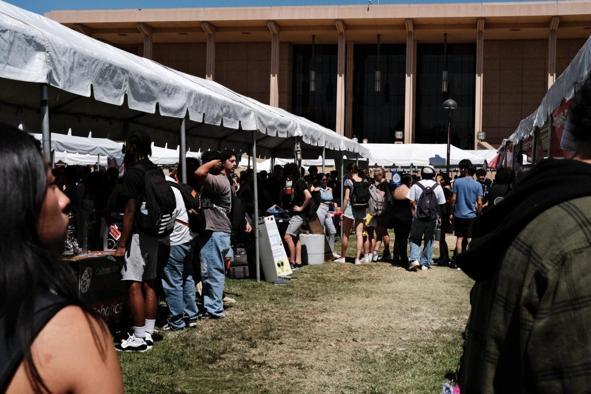 Students attend Meet the Clubs at University Lawn on September 3, 2025.