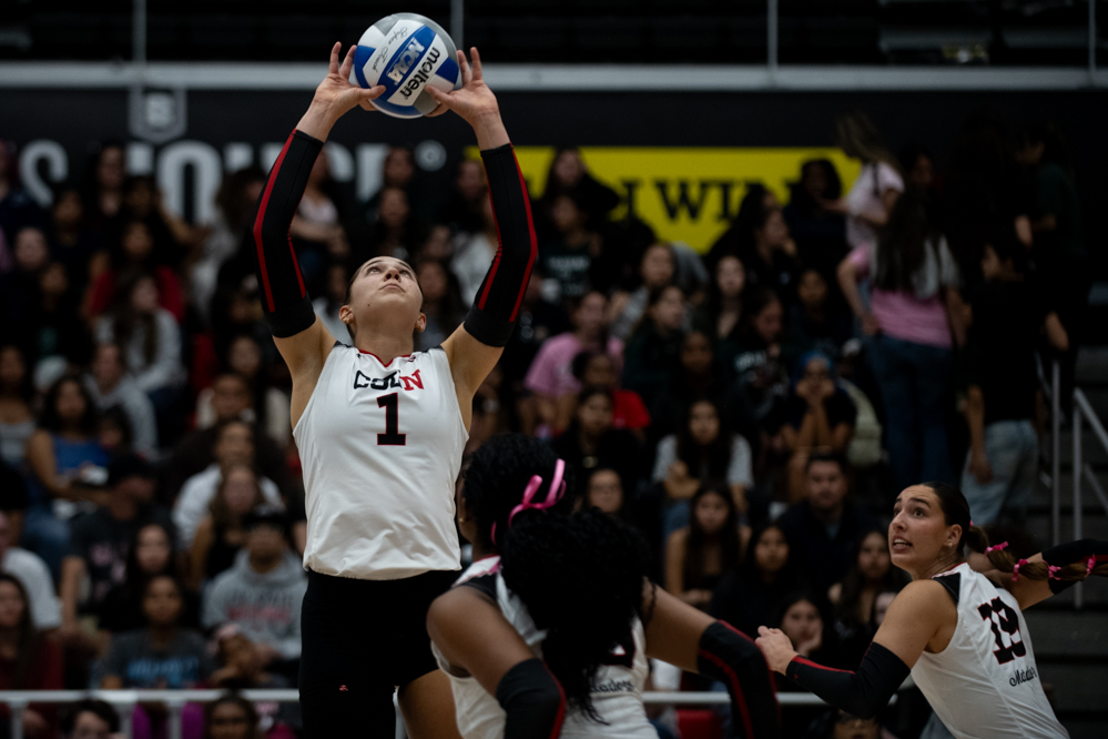 Katie Kolar sets the ball during a match against Cal State Long Beach in Northridge, Calif., on Oct. 23, 2025. The Matadors defeated the Beach in 5 sets.