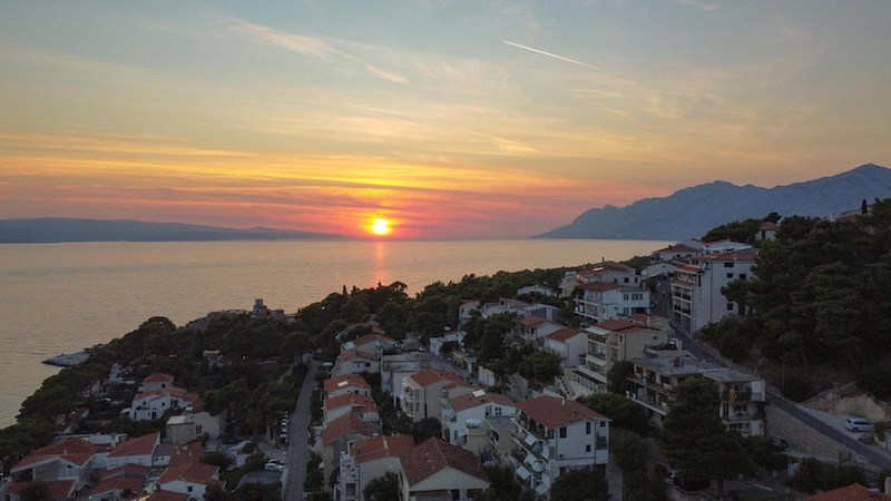 Crewed vs Bareboat: Choosing Your Croatian Yacht Charter