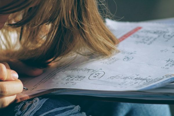 10 Benefits of Hiring a Math Tutor 