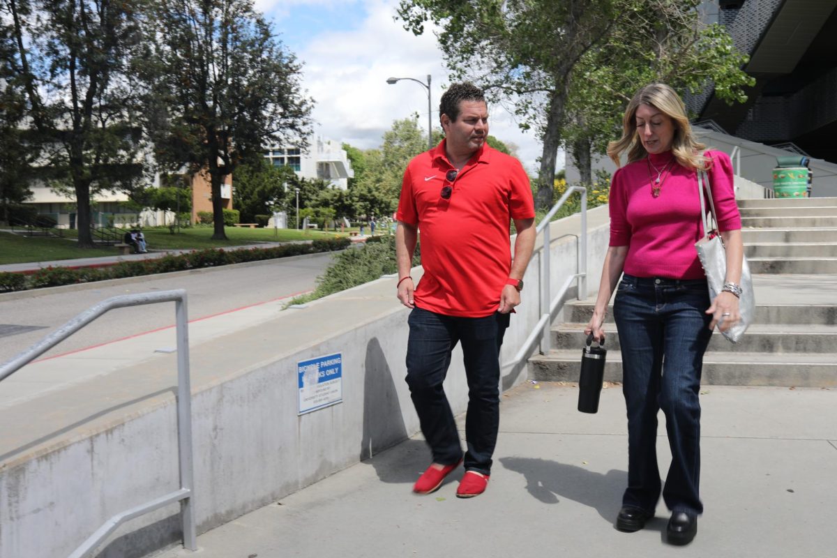 Vicki Mayer, President of Returning Students Alliance, debriefing the president-elect for the Fall 2026 semester, Matt Musgrove on April 11, 2026 in Northridge, Calif.